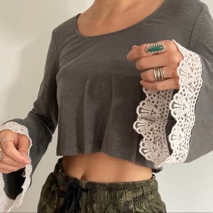 LA Hearts Pacsun grey bell sleeve crop top